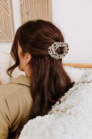 Round Flat Hair Clip | Large | Blonde Tortoise - Elle J. Boutique - TELETIES